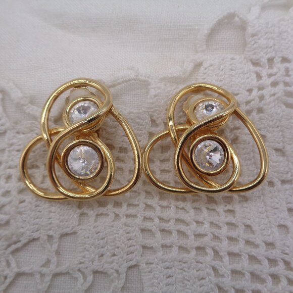 Vintage NORMA JEAN Gold Tone & Clear RIVOLI RHINESTONE Clip EARRINGS - Picture 1 of 5